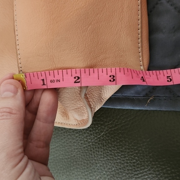 Mark and Graham coral leather tote - Picture 10 of 16